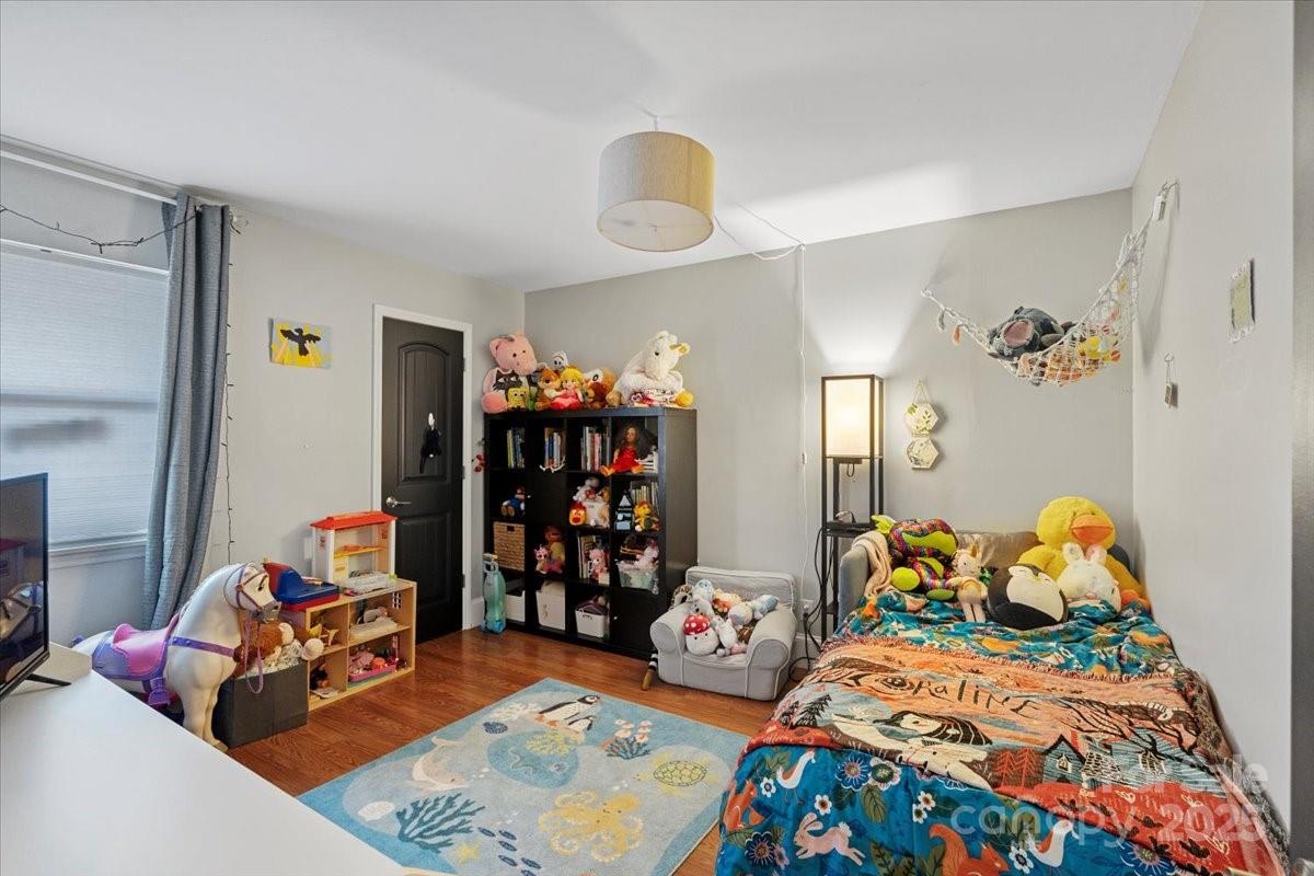 11501 Abernathy Road Charlotte, NC 28216 - Photo 22 of 41