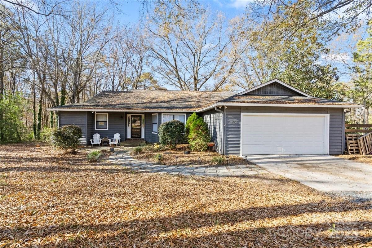 11501 Abernathy Road Charlotte, NC 28216 - Photo 3 of 41