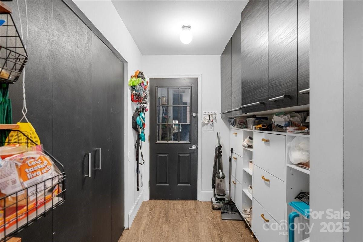 11501 Abernathy Road Charlotte, NC 28216 - Photo 31 of 41