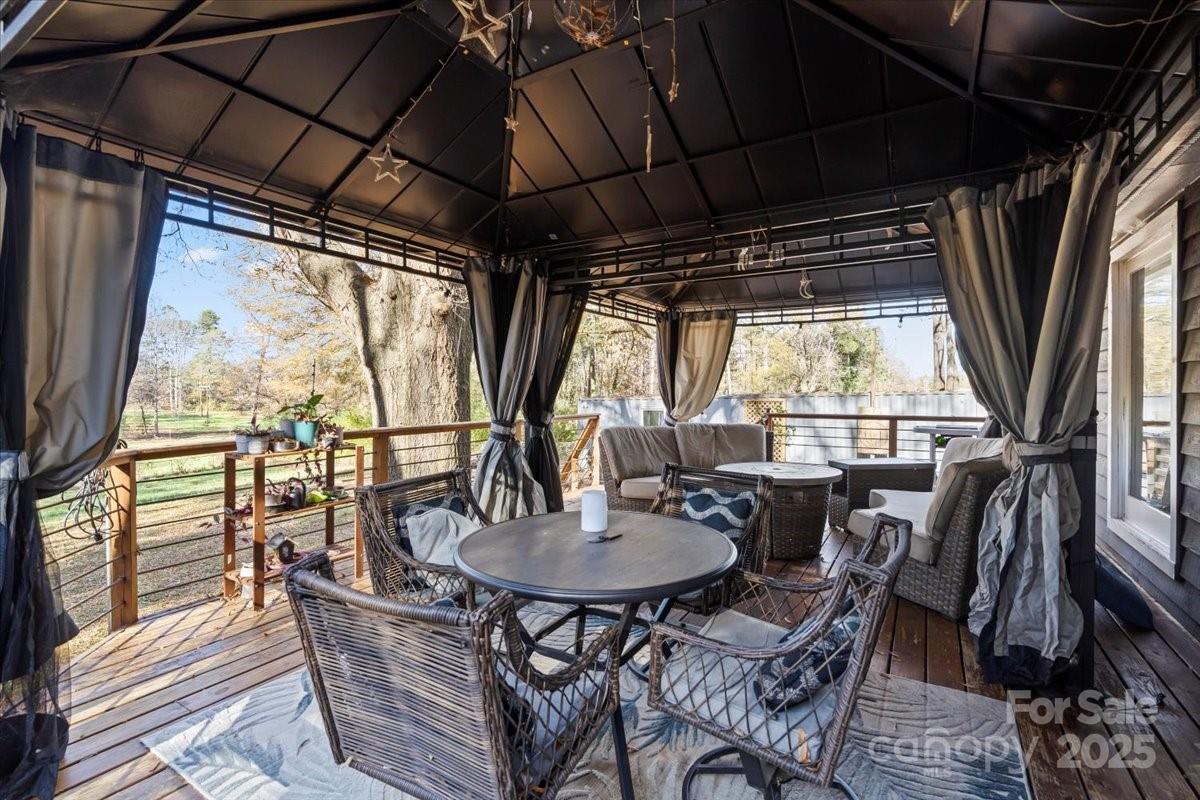 11501 Abernathy Road Charlotte, NC 28216 - Photo 33 of 41