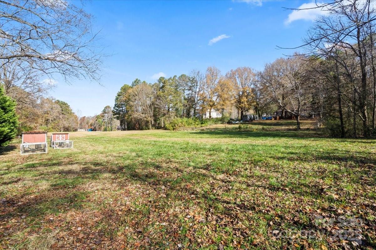 11501 Abernathy Road Charlotte, NC 28216 - Photo 39 of 41