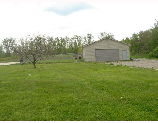 48375 Martz Road Belleville, MI 48111 - Photo 4 of 10 Photo 4