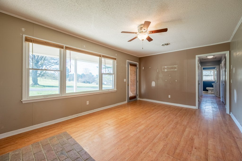 209 Rabbits Run Woodlawn, VA 24381 - Photo 8 of 53 Gallery Image 8