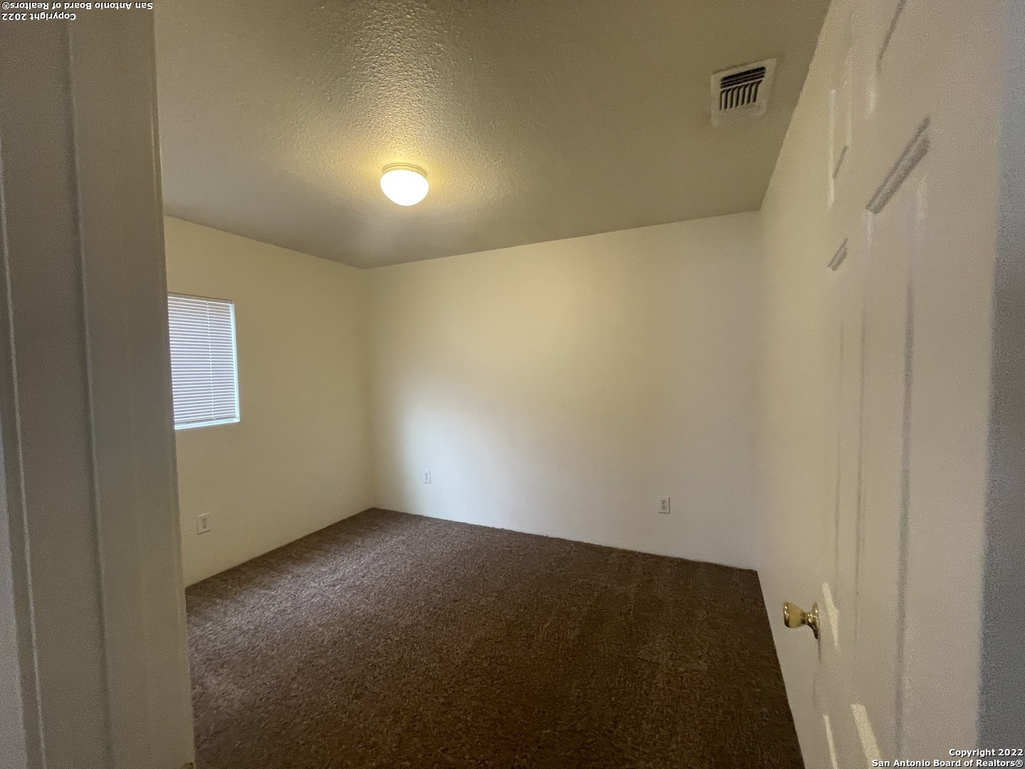 11247 Terra Loop Road San Antonio, TX 78233 - Photo 12 of 16 Gallery Image 12