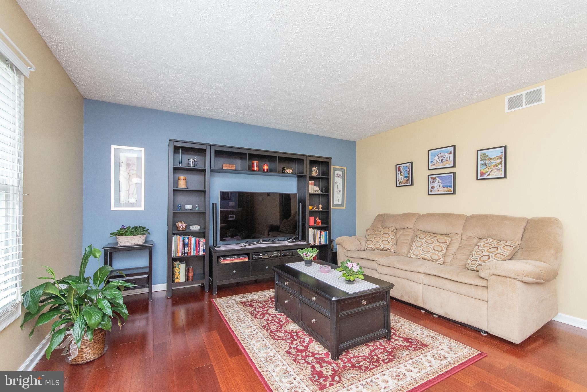 1729 Dr Jack Road Conowingo, MD 21918 - Photo 7 of 47 Living Room