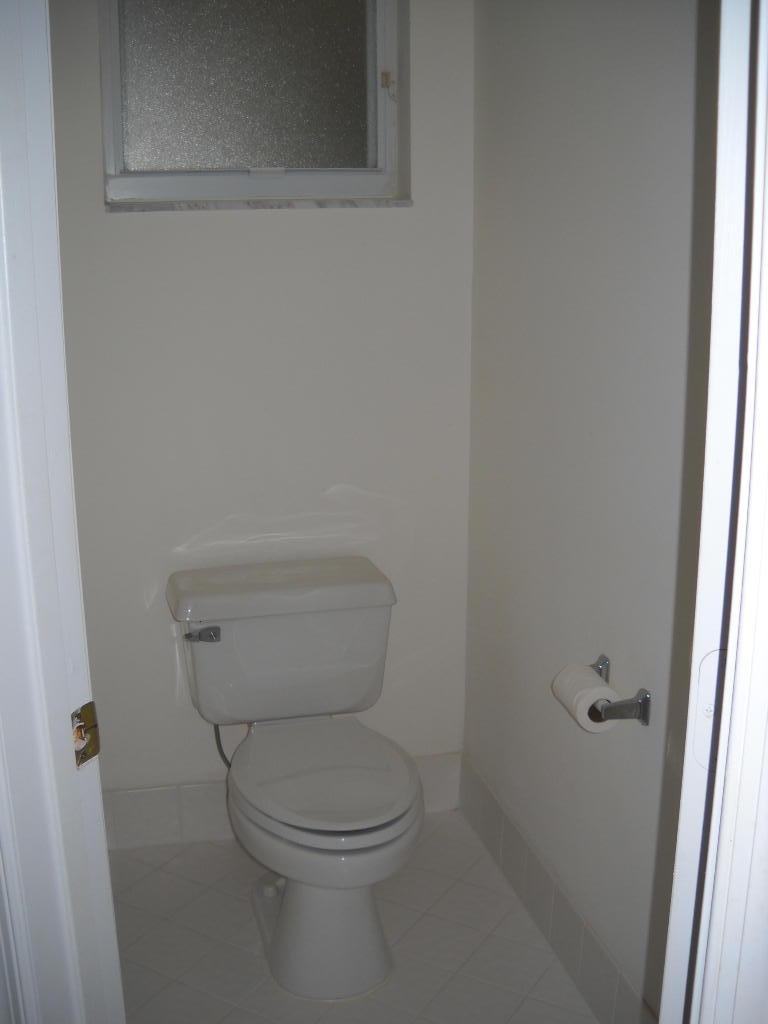 12831 Maypan Drive Boca Raton, FL 33428 - Photo 29 of 30 master bath - with door