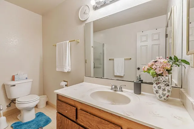 a view of a storage in a room