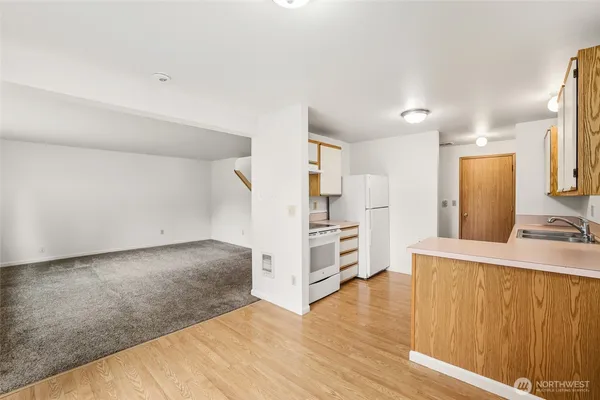 $689,000 | 643 School Street Southeast, Lacey, WA 98503