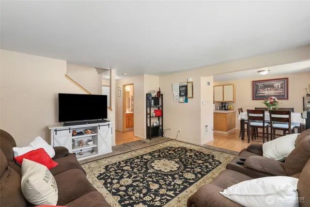 $698,000 | 643 School Street Southeast, Lacey, WA 98503