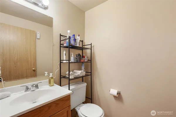 $689,000 | 643 School Street Southeast, Lacey, WA 98503