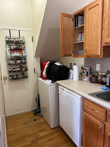 $1,225,000 | 40 Houghton Street, Somerville, MA 02143