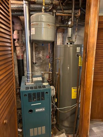 $1,225,000 | 40 Houghton Street, Somerville, MA 02143