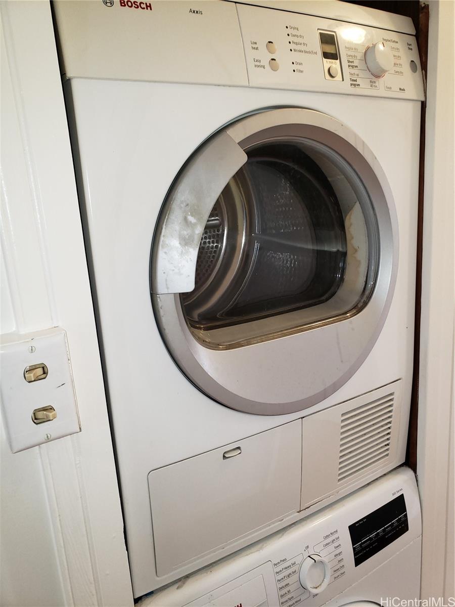 2313 Star Road, Unit A Honolulu, HI 96813 - Photo 9 of 21 a utility room with dryer and washer