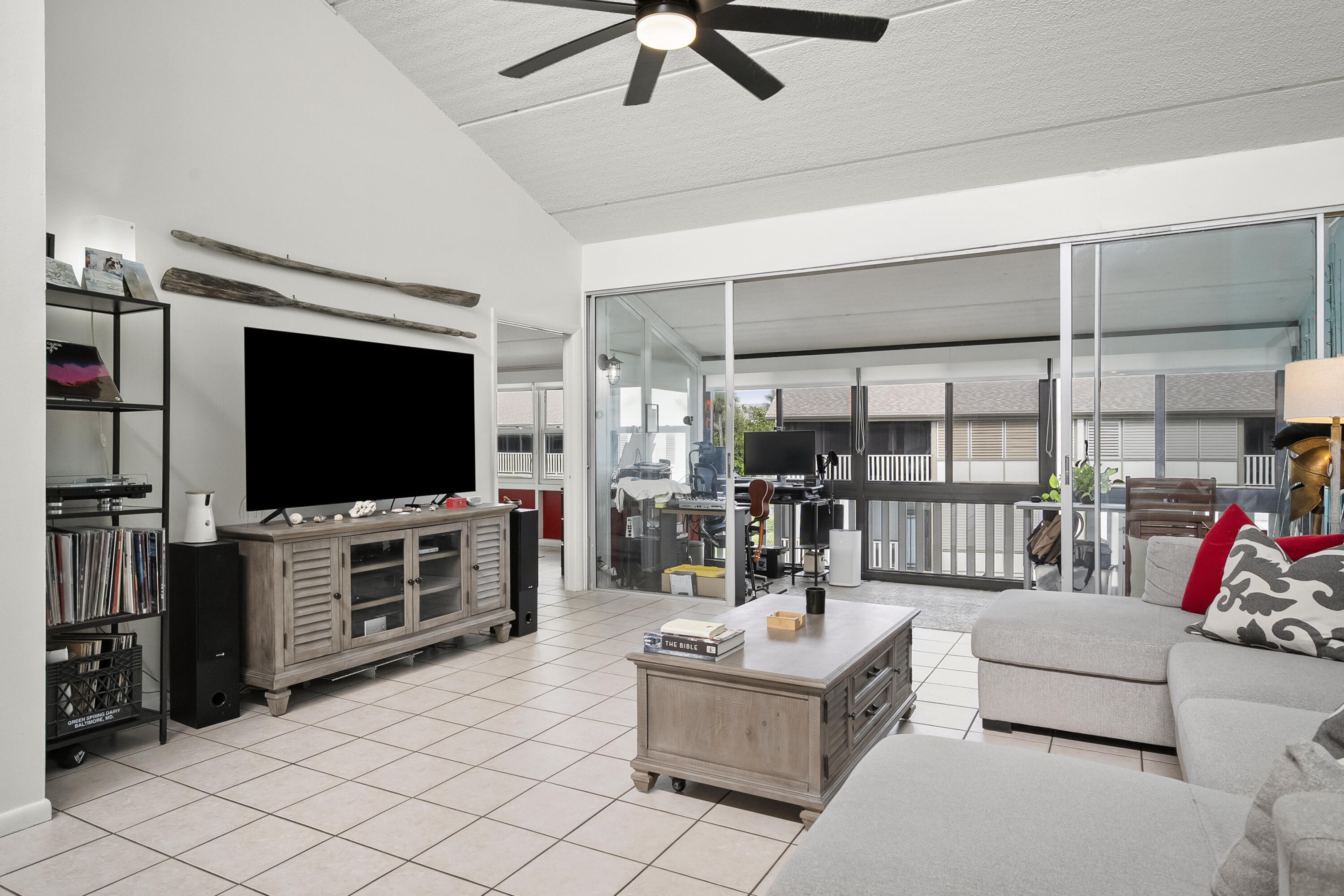 1456 Northeast Ocean Boulevard, Unit 9202 Stuart, FL 34996 - Photo 14 of 35 DSC07722