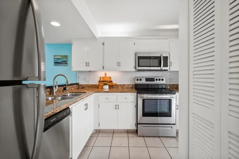 $480,000 | 1456 Northeast Ocean Boulevard, Unit 9202, Stuart, FL 34996