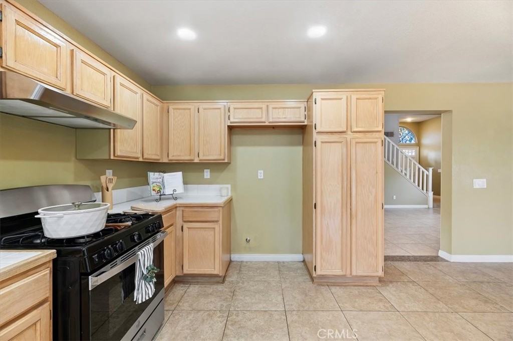 462 Coudures Way Perris, CA 92571 - Photo 6 of 38