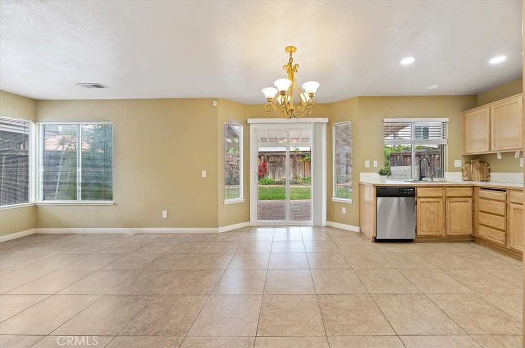462 Coudures Way Perris, CA 92571 - Photo 10 of 38