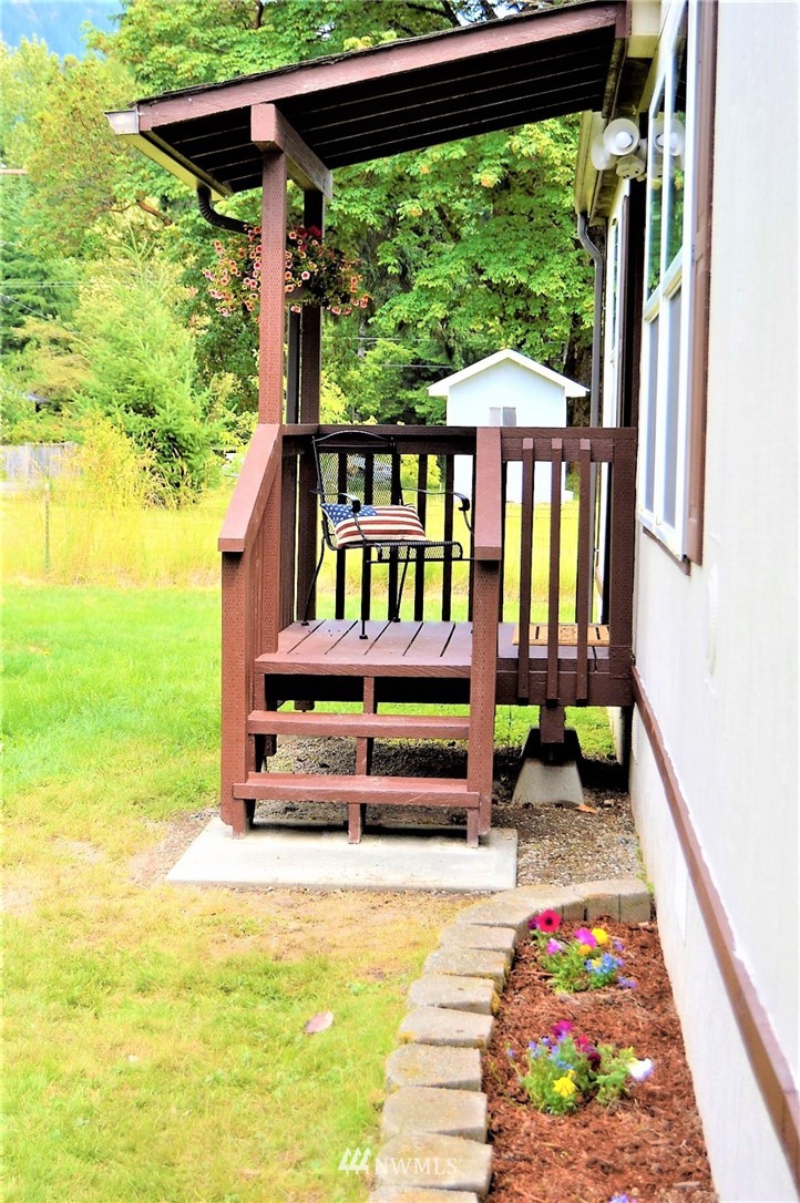 116 Miller Road Randle, WA 98377 - Photo 4 of 40 Gallery Image 4
