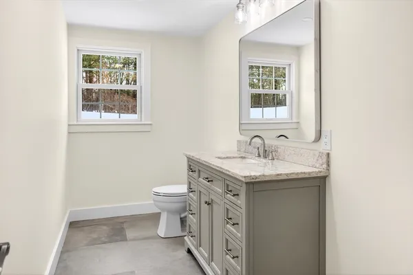 $1,388,888 | 445 Salem Street, North Andover, MA 01845
