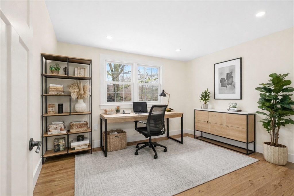 445 Salem Street North Andover, MA 01845 - Photo 15 of 42