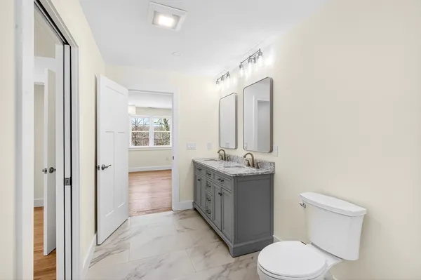 $1,388,888 | 445 Salem Street, North Andover, MA 01845