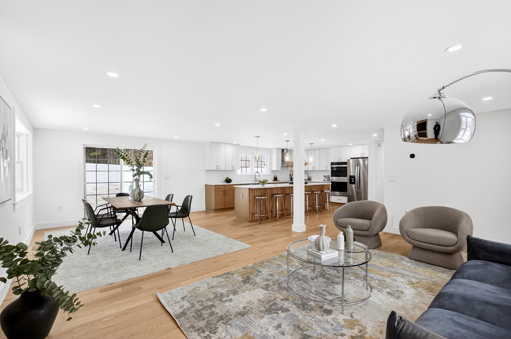 445 Salem Street North Andover, MA 01845 - Photo 9 of 42