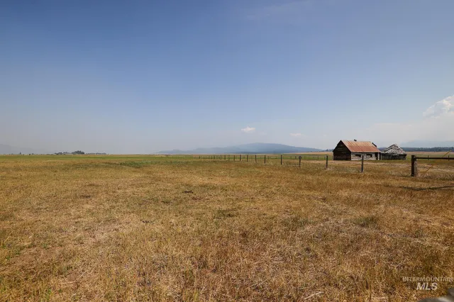 $4,677,000 | 0 Highway 55, Cascade, ID 83611