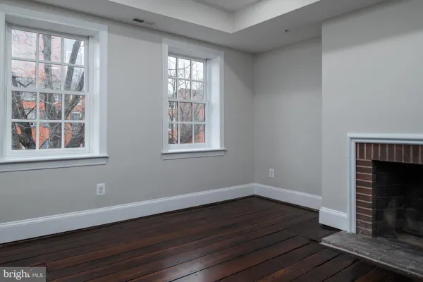 $2,450 | 1 East Montgomery Street, Unit 2, Baltimore, MD 21230