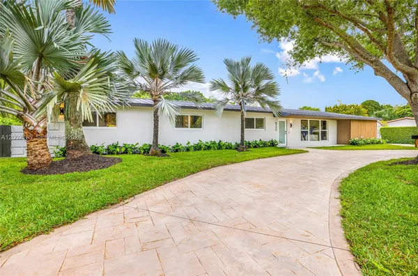 $1,985,000 | 8230 Southwest 150th Drive, Palmetto Bay, FL 33158