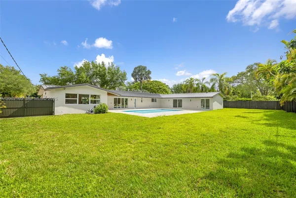 $1,985,000 | 8230 Southwest 150th Drive, Palmetto Bay, FL 33158