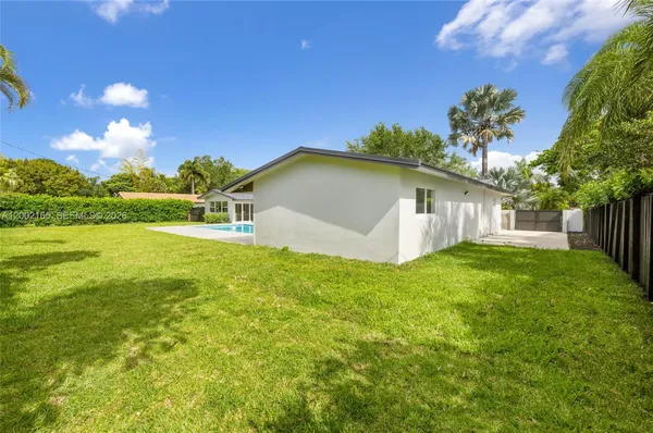 $1,985,000 | 8230 Southwest 150th Drive, Palmetto Bay, FL 33158