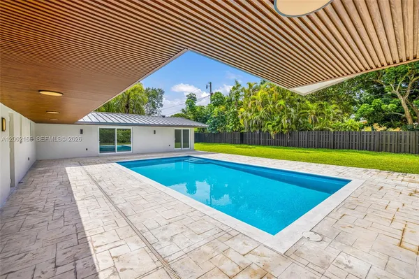 $1,985,000 | 8230 Southwest 150th Drive, Palmetto Bay, FL 33158