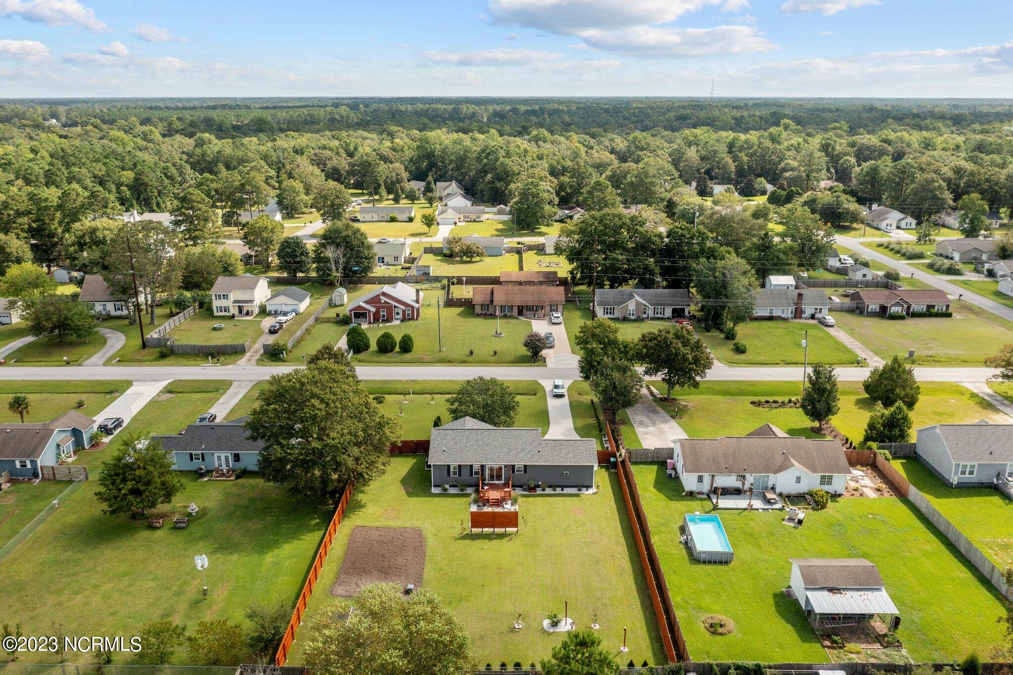311 Riggs Road Hubert, NC 28539 - Photo 57 of 62 57-web-or-mls-DJI_0634