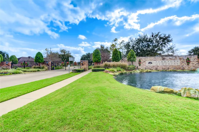 $5,500 | 14430 Daly Drive, Houston, TX 77077