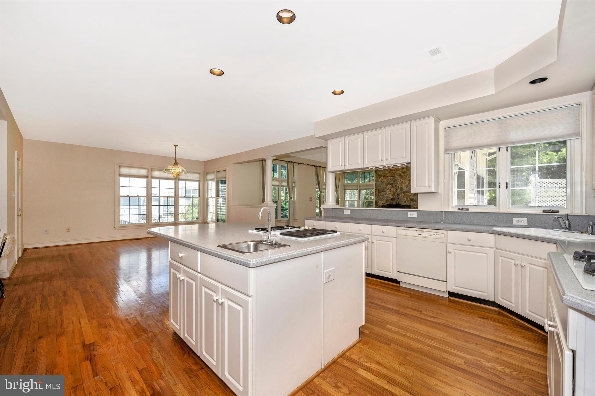 12210 Falls Road Potomac, MD 20854 - Photo 11 of 63 Gallery Image 11