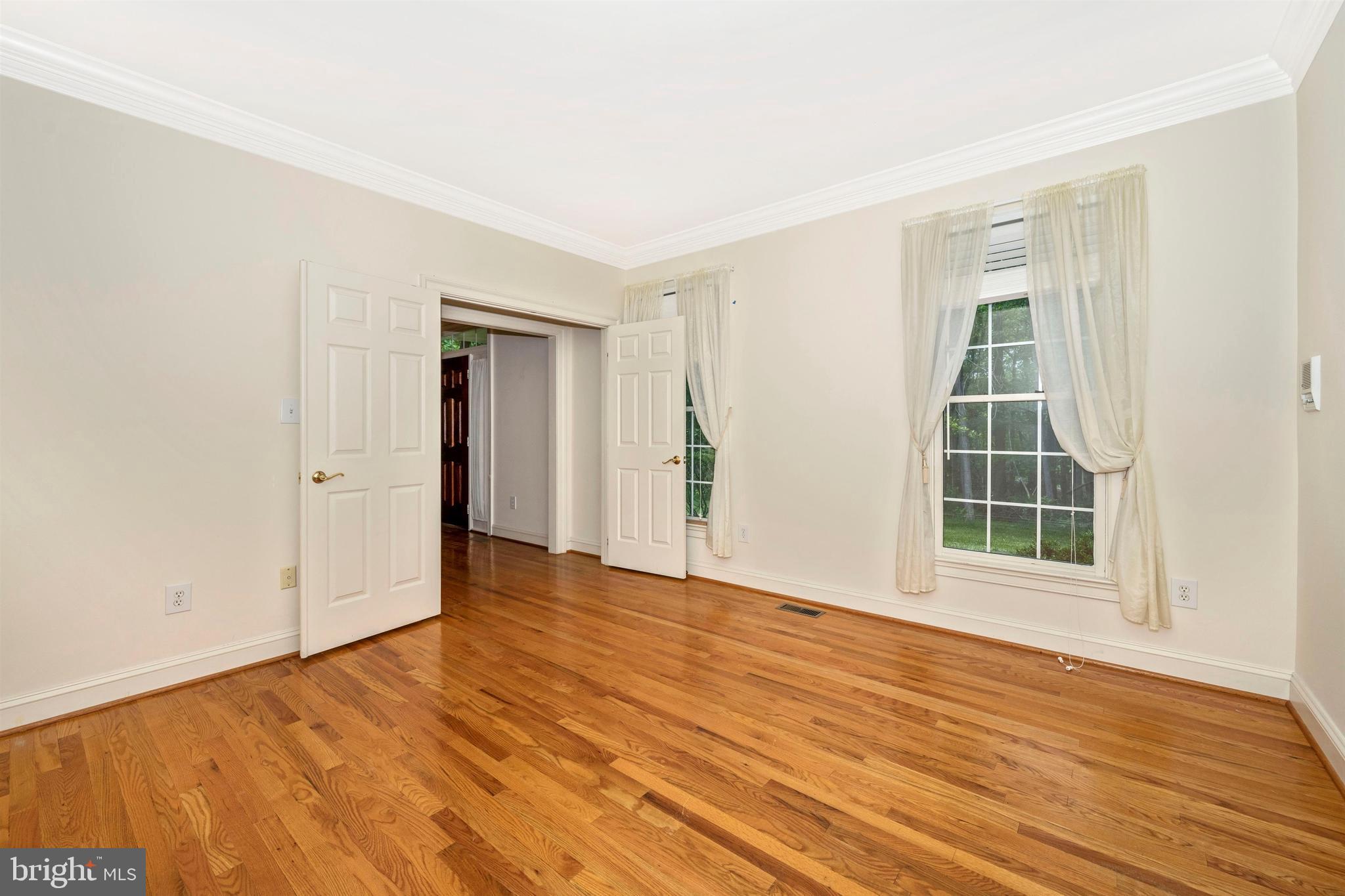 12210 Falls Road Potomac, MD 20854 - Photo 20 of 63 Gallery Image 20
