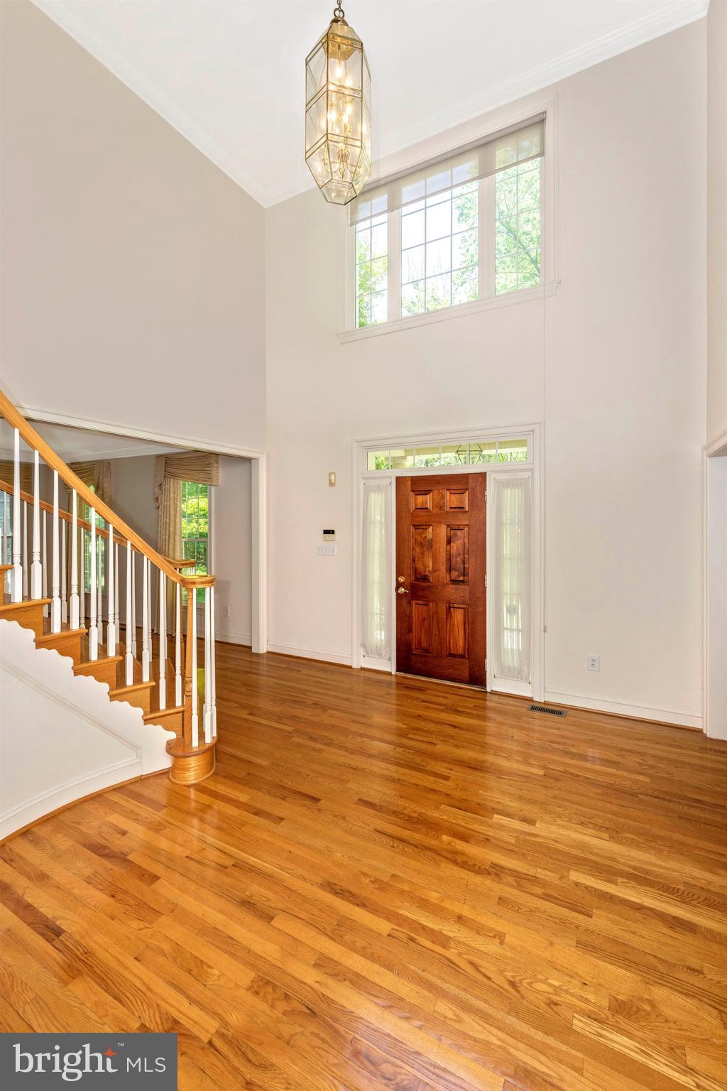 12210 Falls Road Potomac, MD 20854 - Photo 4 of 63 Gallery Image 4