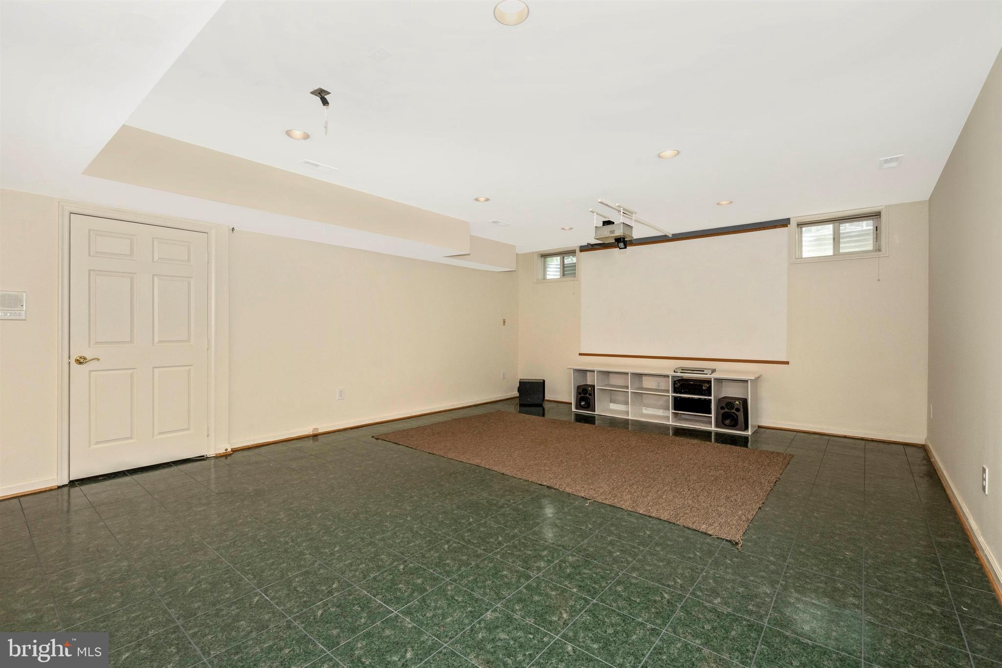 12210 Falls Road Potomac, MD 20854 - Photo 38 of 63 Gallery Image 38