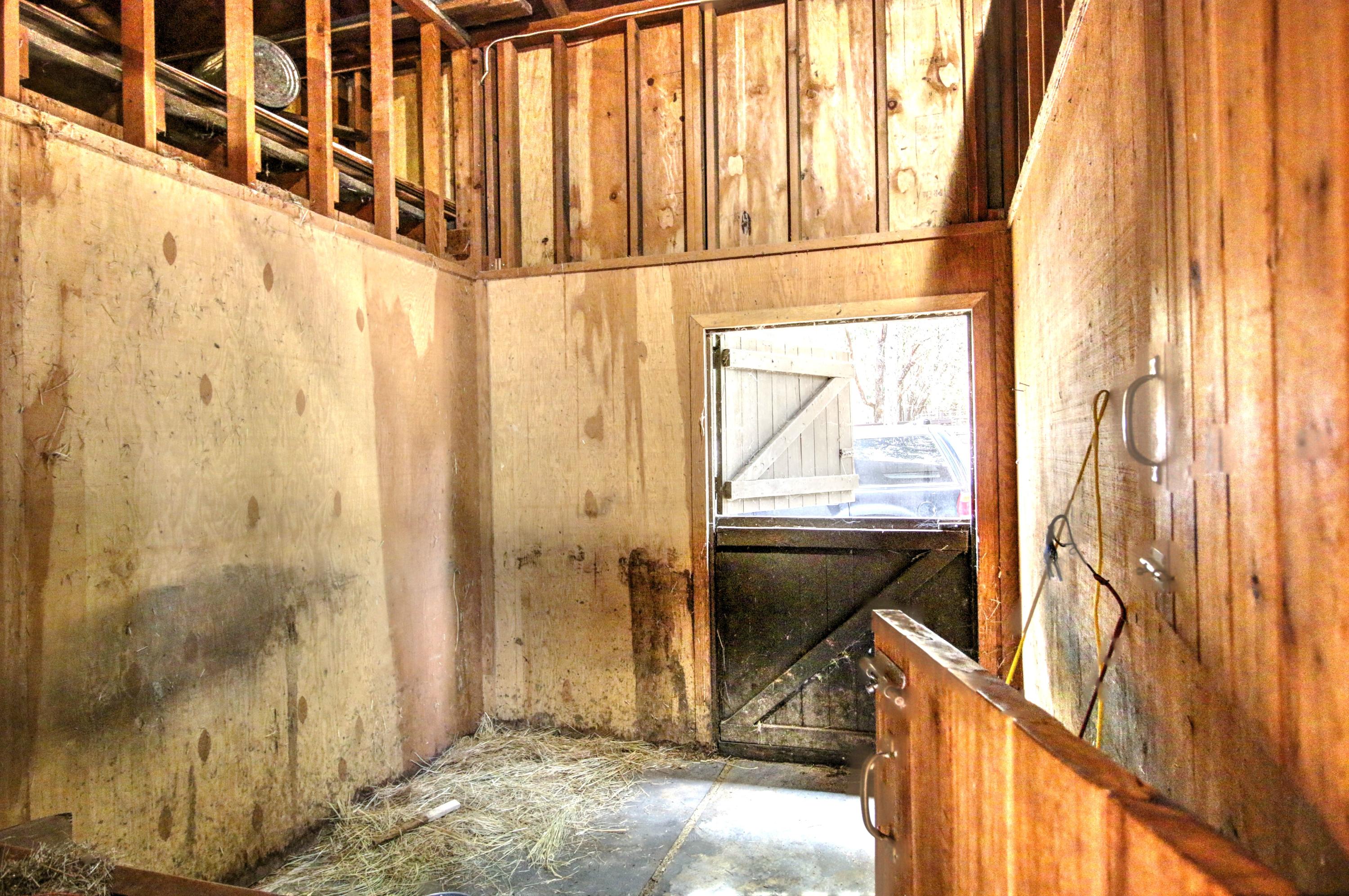 100 Springbrook Drive Grants Pass, OR 97527 - Photo 52 of 57 Stalls
