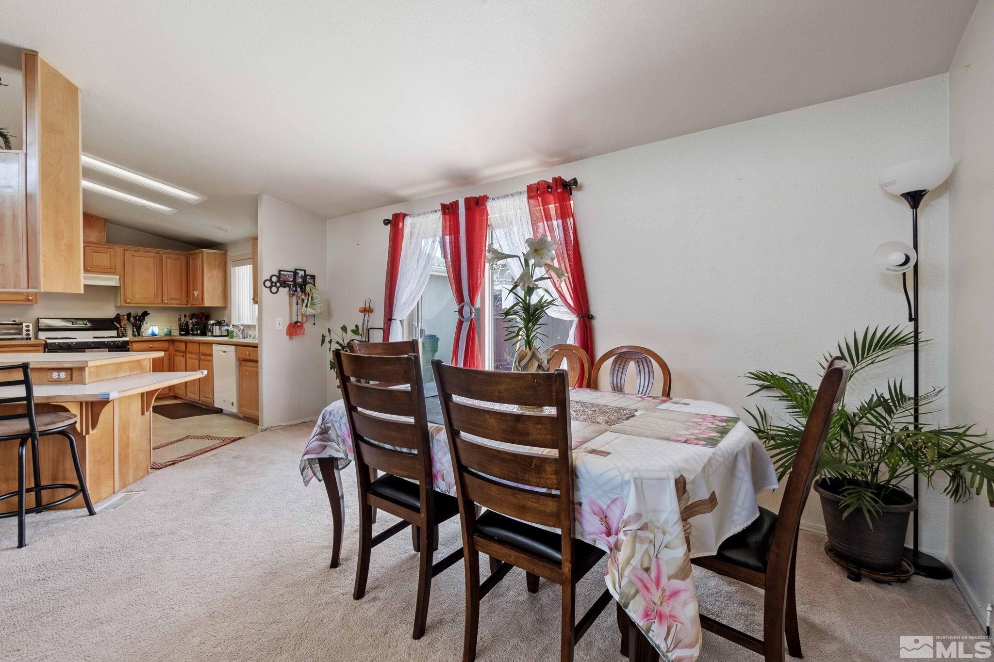 161 Platinum Pointe Way Reno, NV 89506 - Photo 12 of 35 Photo 12