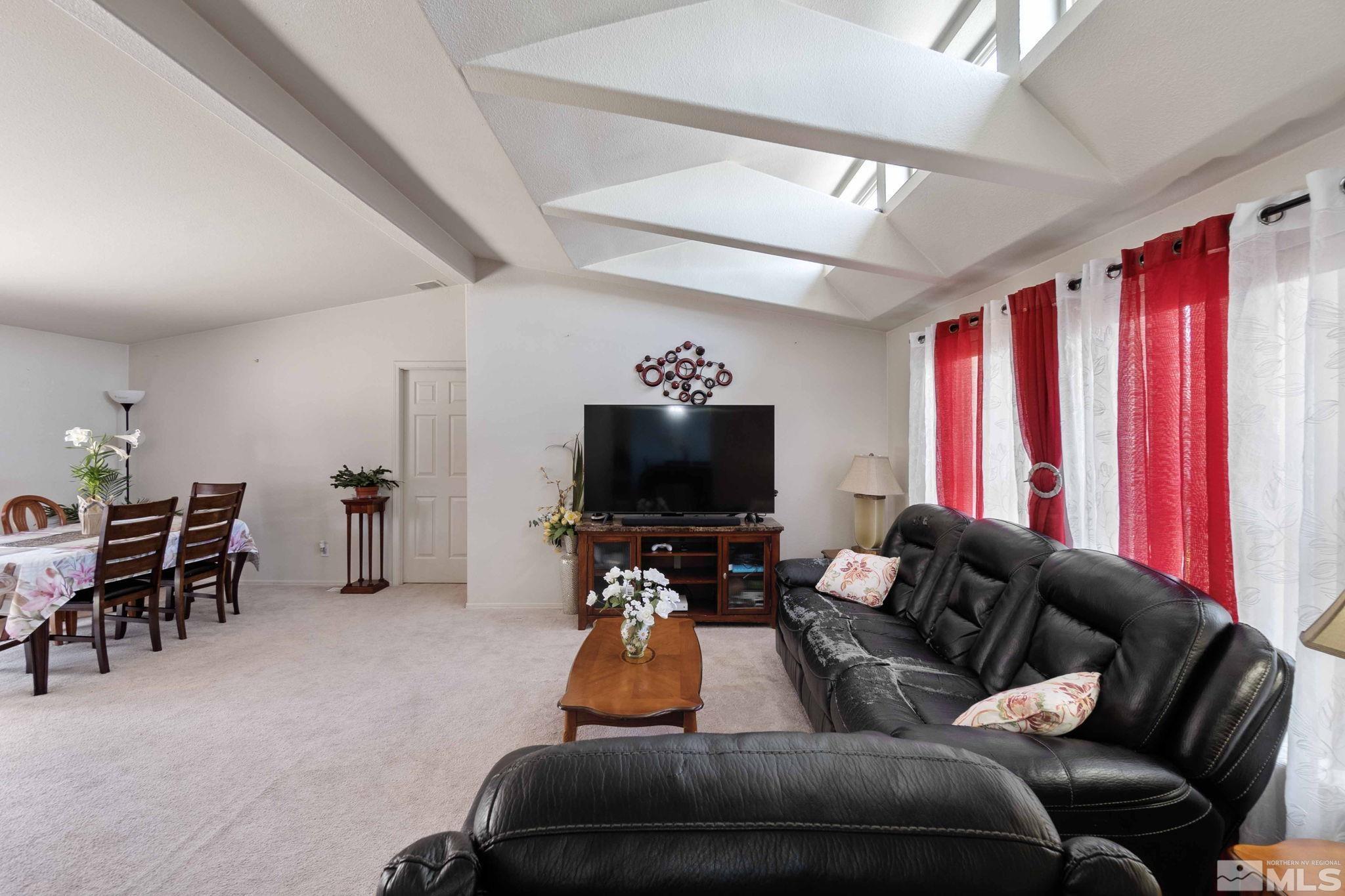 161 Platinum Pointe Way Reno, NV 89506 - Photo 4 of 35 Photo 4