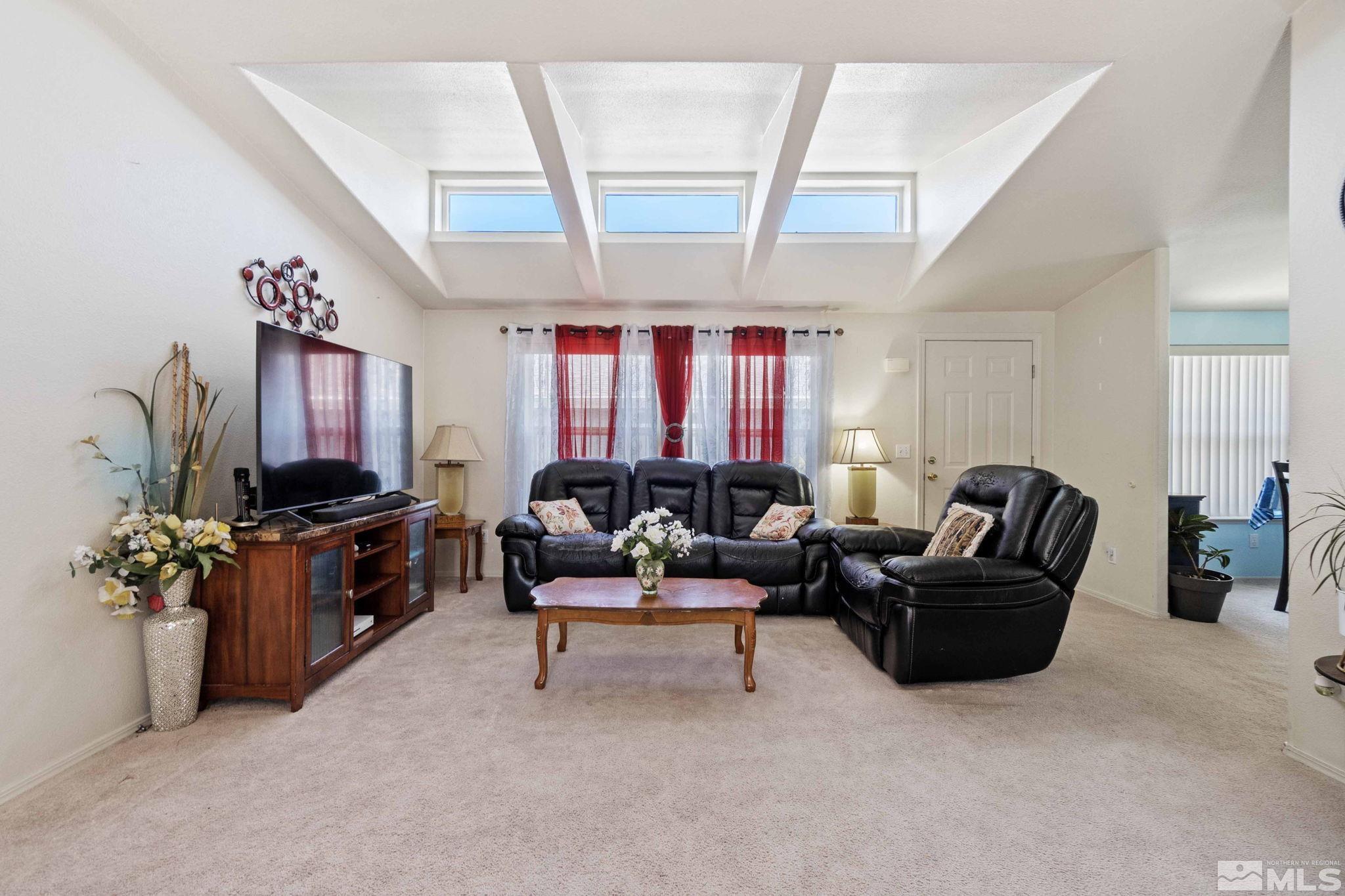 161 Platinum Pointe Way Reno, NV 89506 - Photo 6 of 35 Photo 6