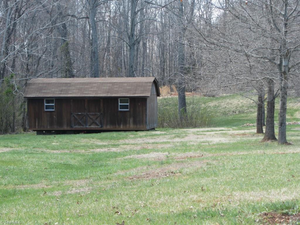 1050 Kallam Hill Road Sandy Ridge, NC 27046 - Photo 14 of 16