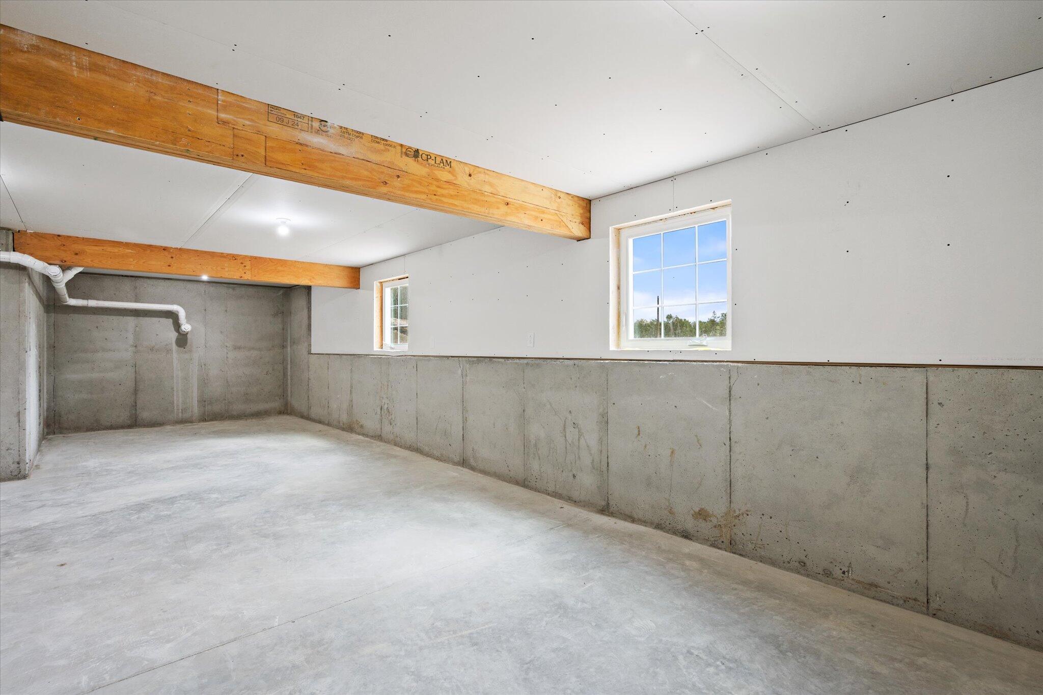 633 Streamside Avenue Bangor, ME 04401 - Photo 50 of 54 IMG_7451