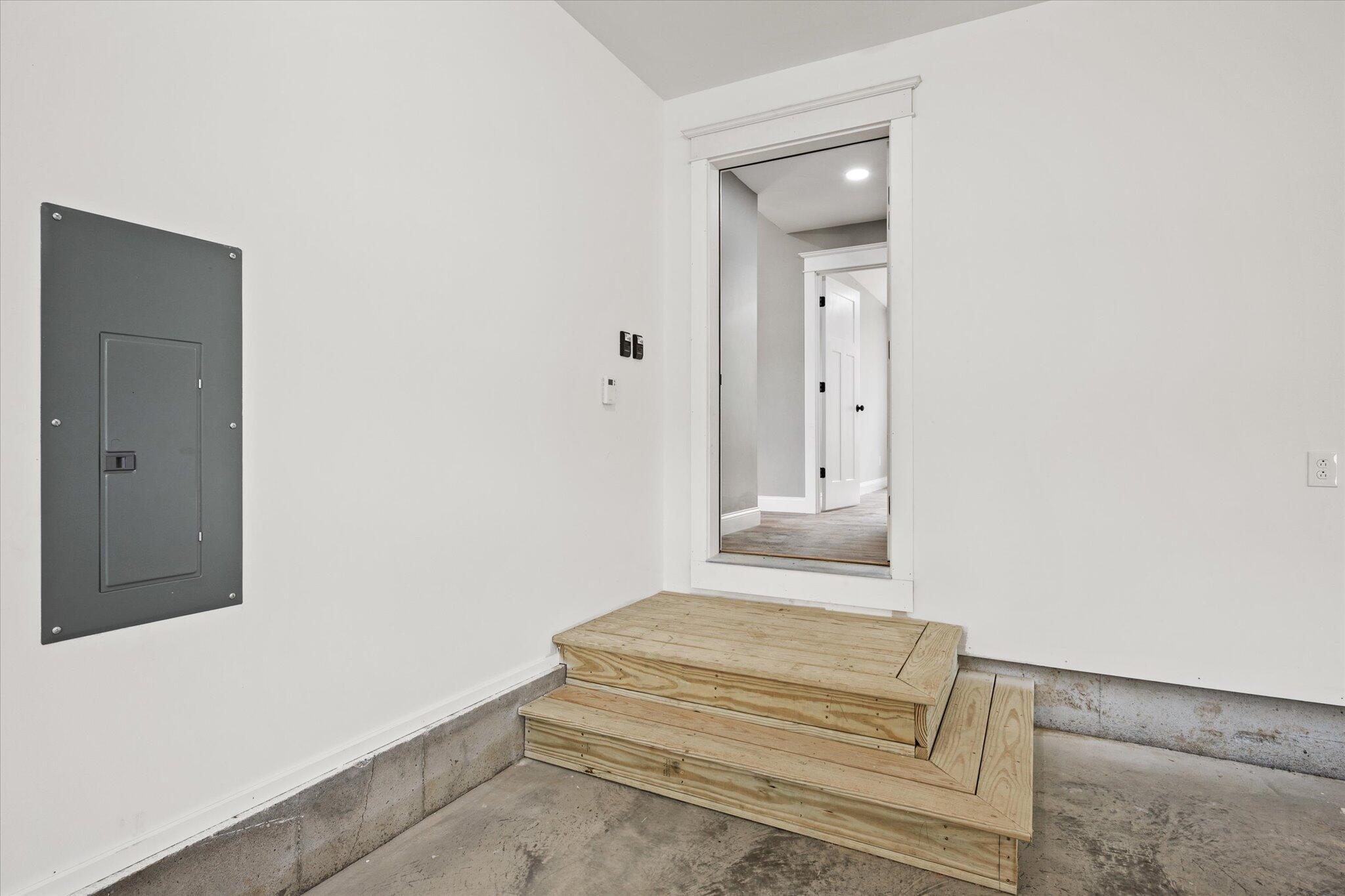 633 Streamside Avenue Bangor, ME 04401 - Photo 52 of 54 IMG_7452