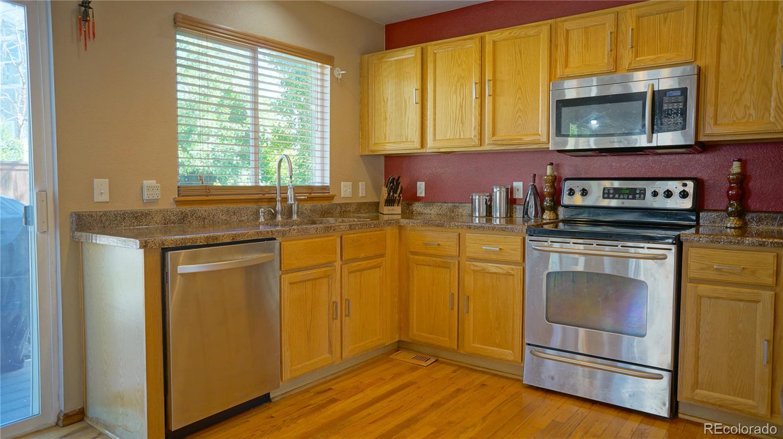 9825 Merimbula Street Highlands Ranch, CO 80130 - Photo 9 of 35 Gallery Image 9