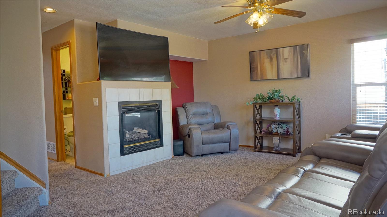 9825 Merimbula Street Highlands Ranch, CO 80130 - Photo 10 of 35 Gallery Image 10