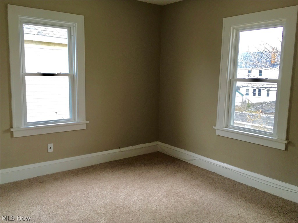 3558 Bainbridge Road Cleveland Heights, OH 44118 - Photo 10 of 24