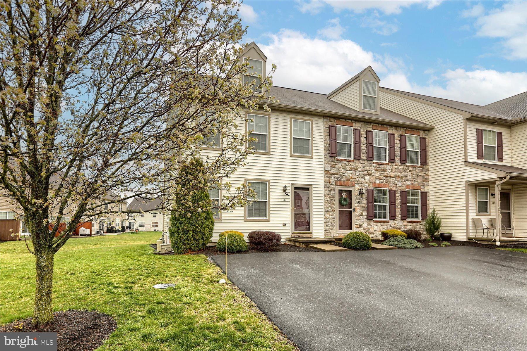 141 Radle Road Harrisburg, PA 17112 - Photo 2 of 27 Gallery Image 2
