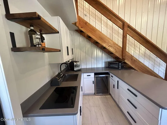 $734,900 | 2347 Mcarthur Lake Road, Naples, ID 83847